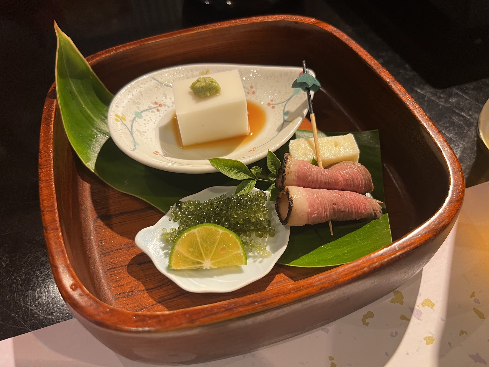 沖縄の料理の様子